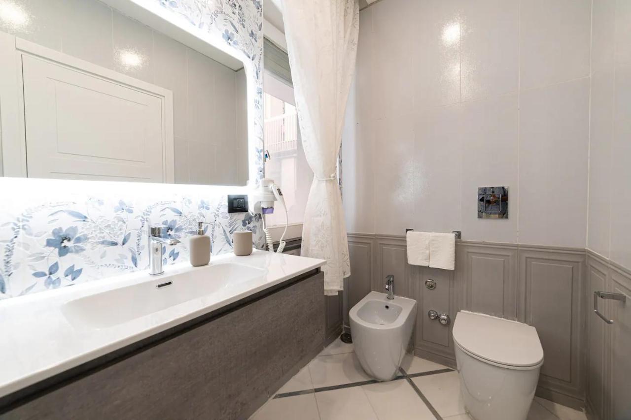 Hotel Real Chiaia Mergellina Neapel